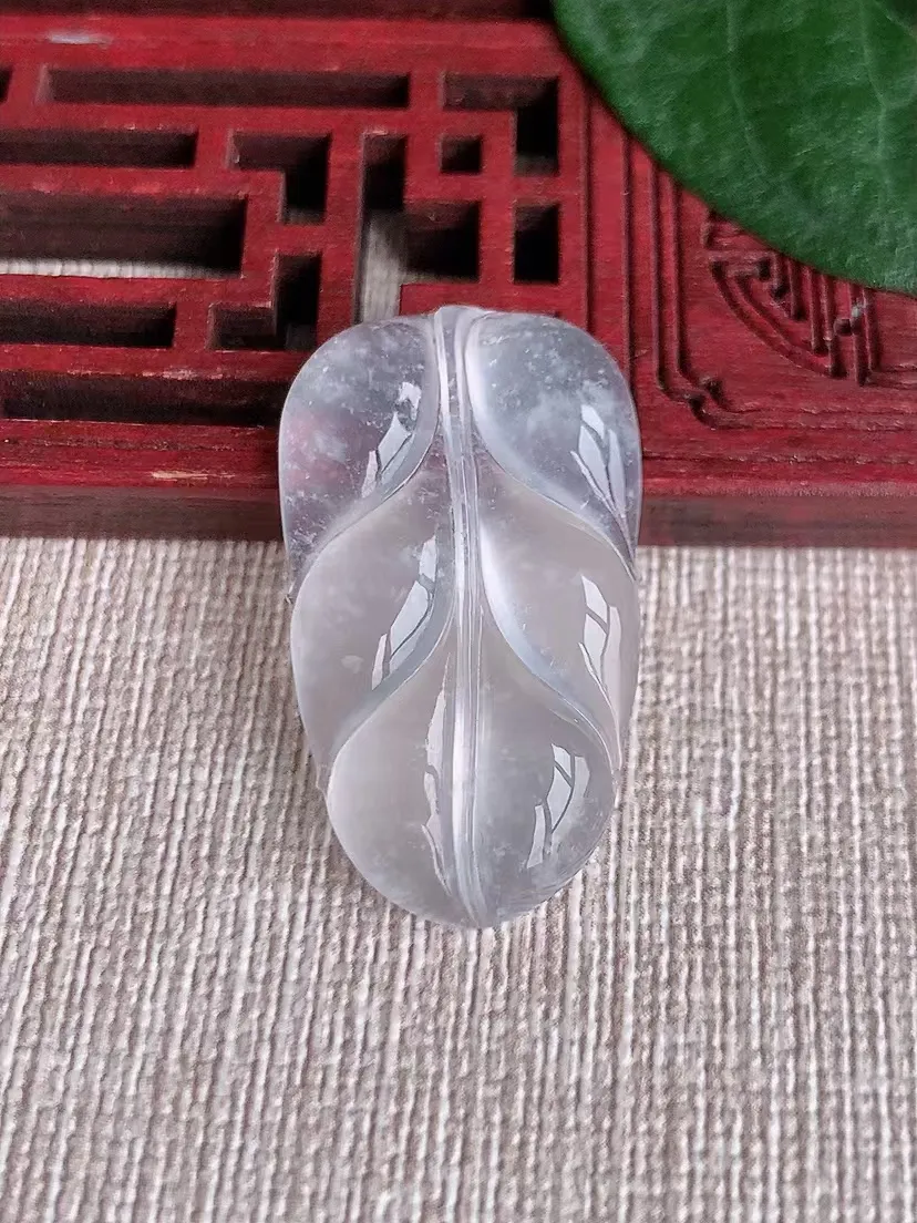 天然A货翡翠白月光叶子金枝件尺寸32×18.4×4m量5.28g 0426