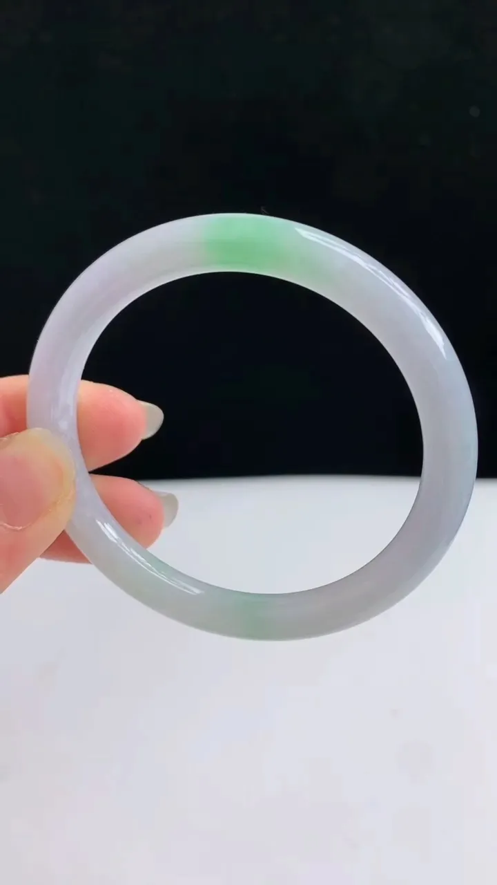 圈口50-51翡翠a圆条手镯尺寸51-6.6，重量:23.25g4月29日
