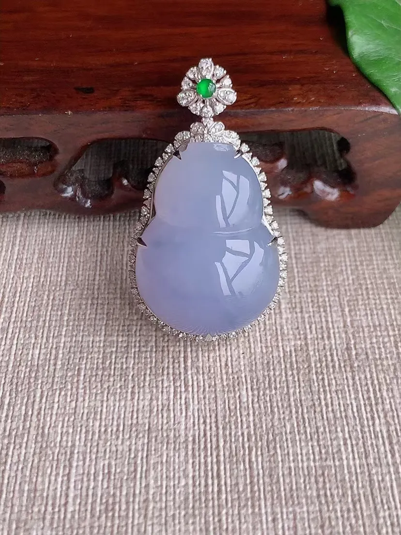 天然A货翡翠18K金紫罗兰大葫芦吊坠尺寸40×22.5×15.6裸石27×19.8m量12.39g 0426