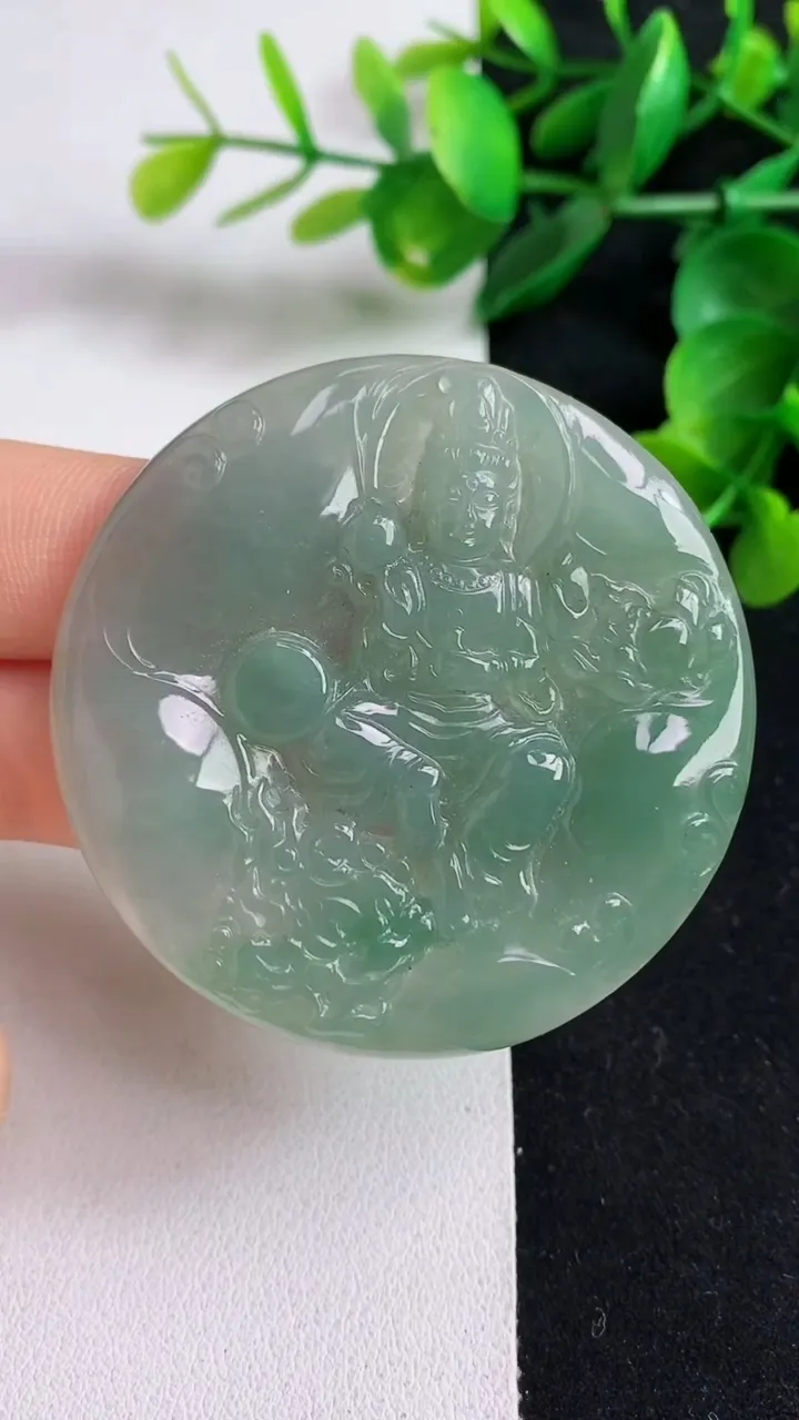 天然A货翡翠文殊菩萨吊坠，尺寸50.8-4.8，重:25.10g
4月30日