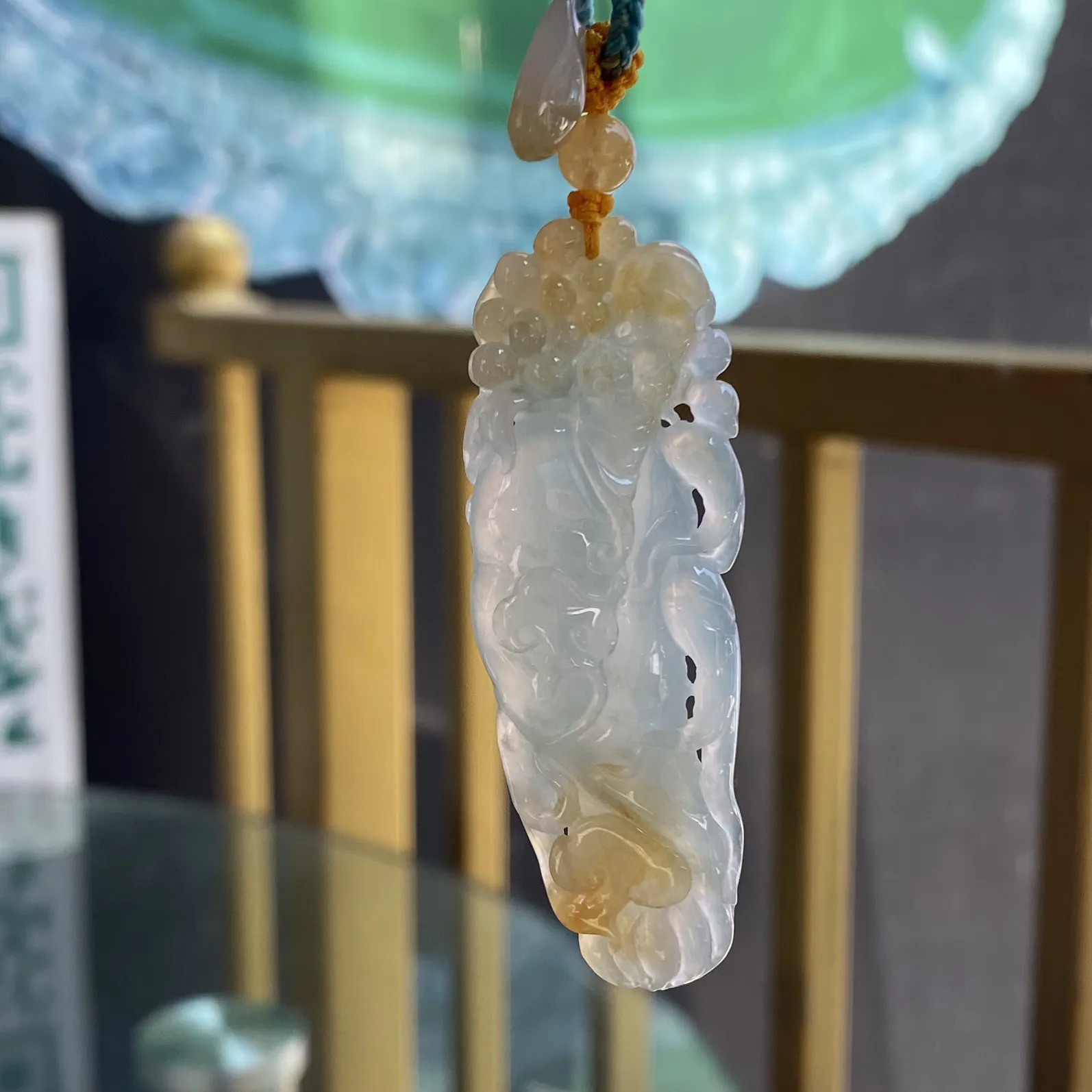 推荐【翡翠冰糯种黄色如意人参】人生如意，天然黄翡，冰润细腻大件厚装，品相佳，彰显个性，超值～～