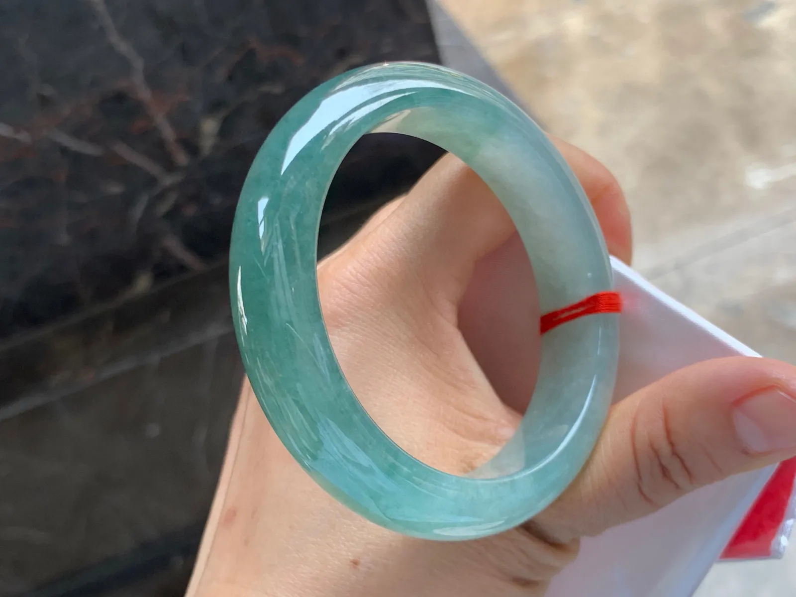 56-14-9mm
油青手镯 底子细腻
