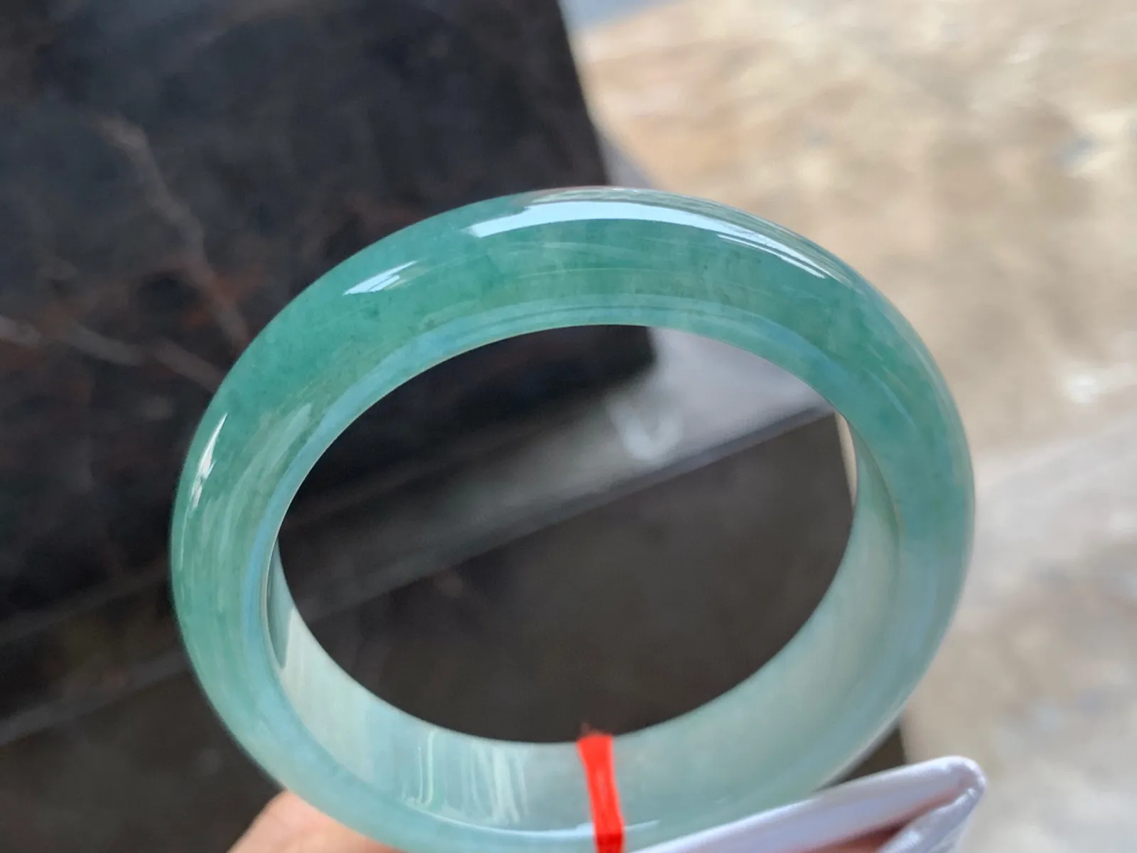 56-14-9mm
油青手镯 底子细腻