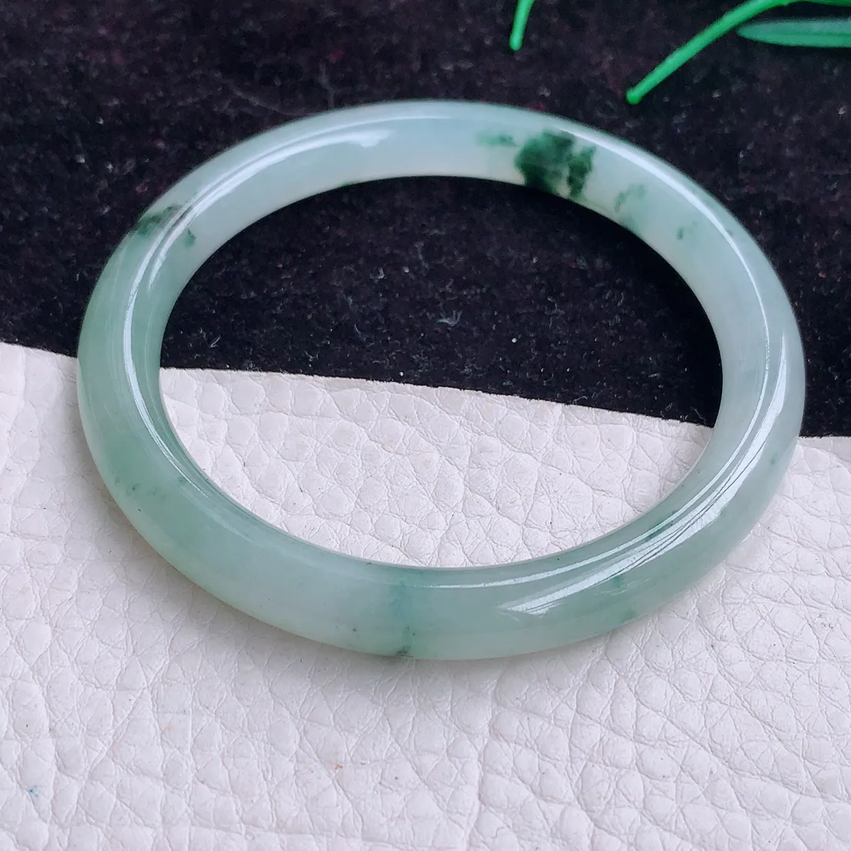 自然光r 54.5mm美人镯 缅甸A货翡翠胶感飘花圆条玉手镯 美人镯54.5*7mm