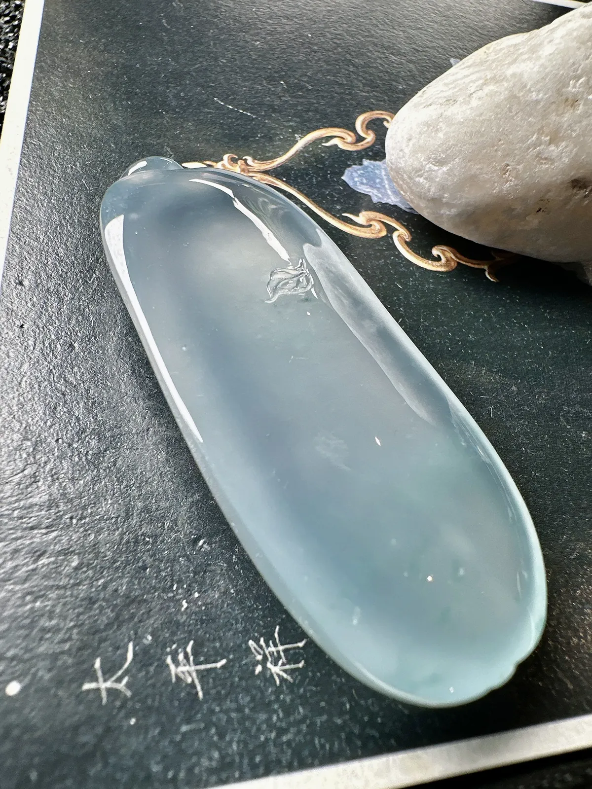【玻璃大福瓜】老坑料，种地非常老，通透闪亮，市场罕见，珍藏品质