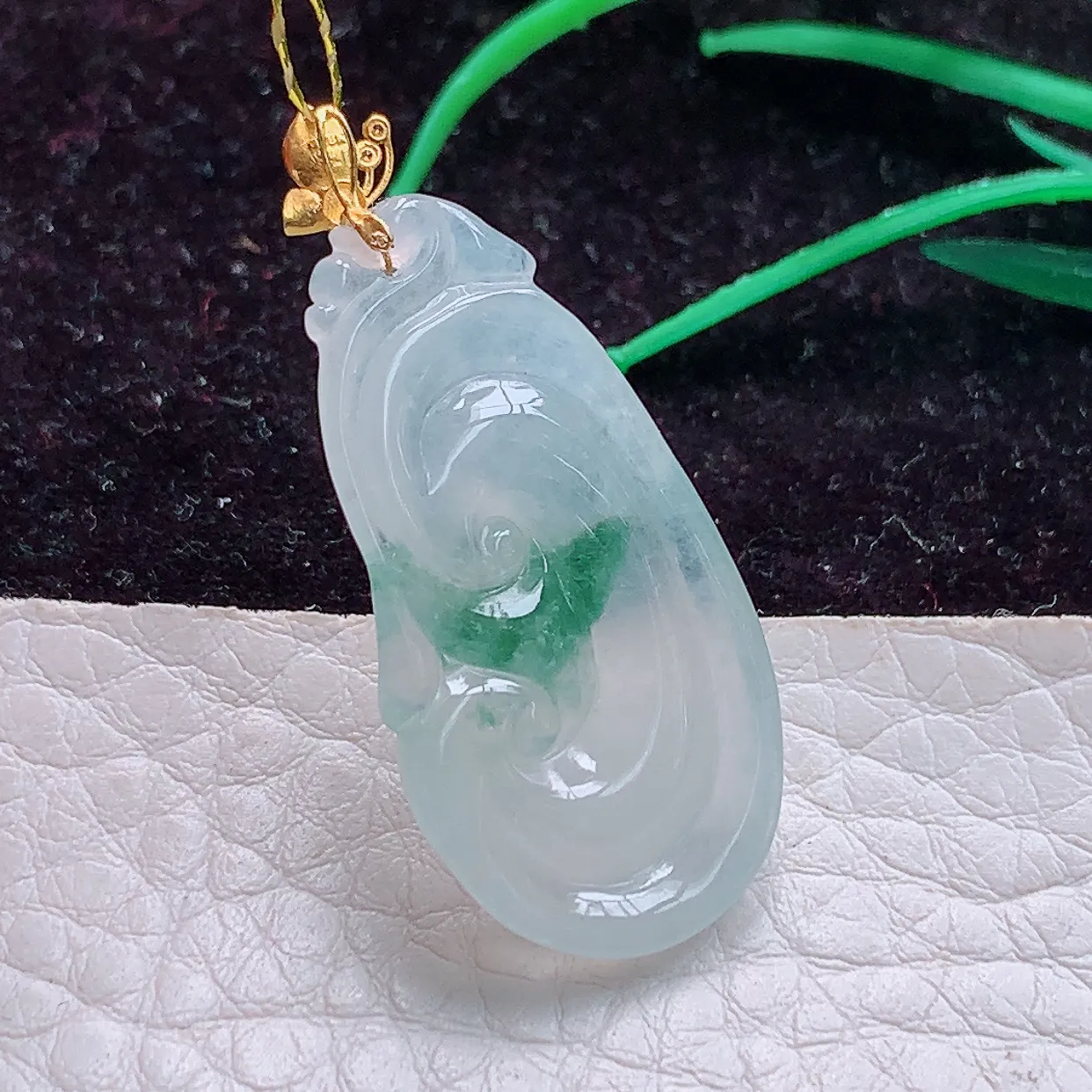 实拍x54 18k镶嵌缅甸翡翠A货冰飘花如意 玉如意玉吊坠 玉挂件36.5*16.5*5.1mm