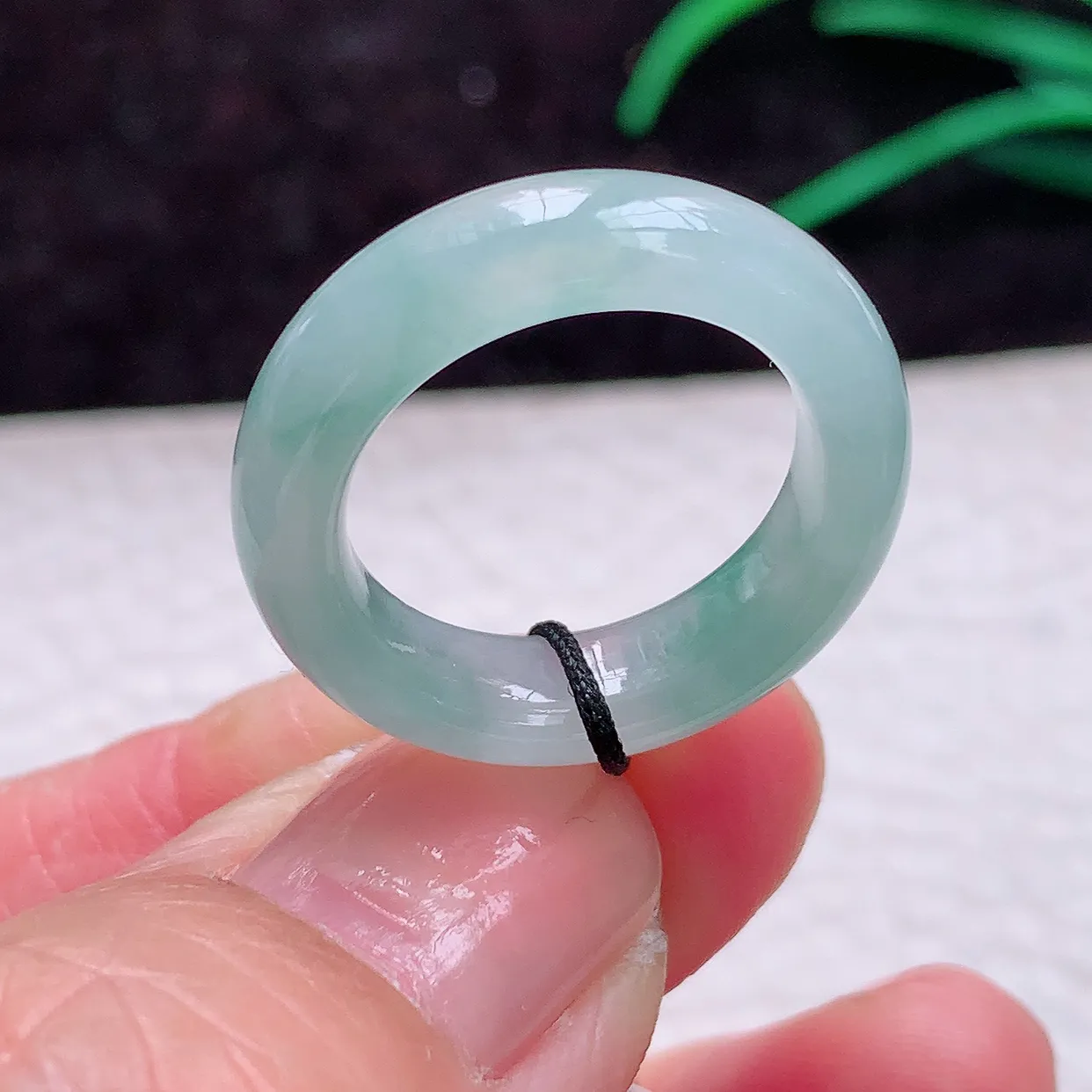 实拍lz 缅甸翡翠A货清爽冰飘花16.3mm内径指环 玉吊坠16.3*5.7*3.6mm