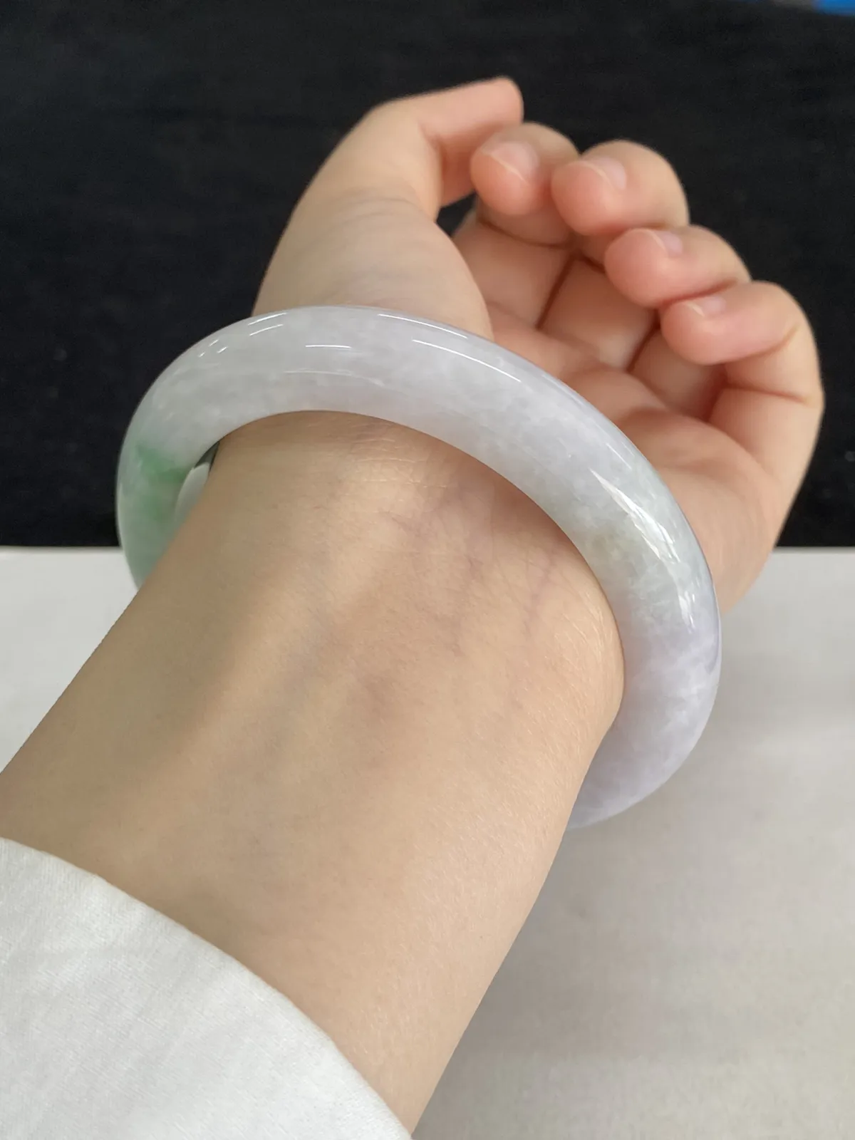 正圈57.8圈口，翡翠糯化种手镯