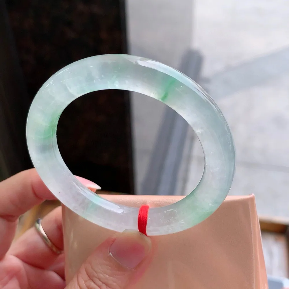 圆条玻璃种阳绿 微纹 尺寸:50.9/9.6 种水好️️