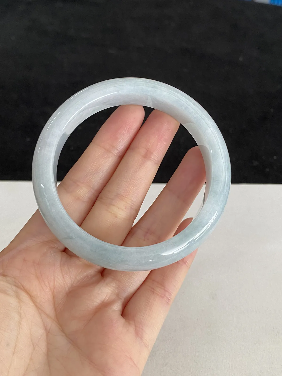 正圈56圈口，翡翠冰糯种白色手镯