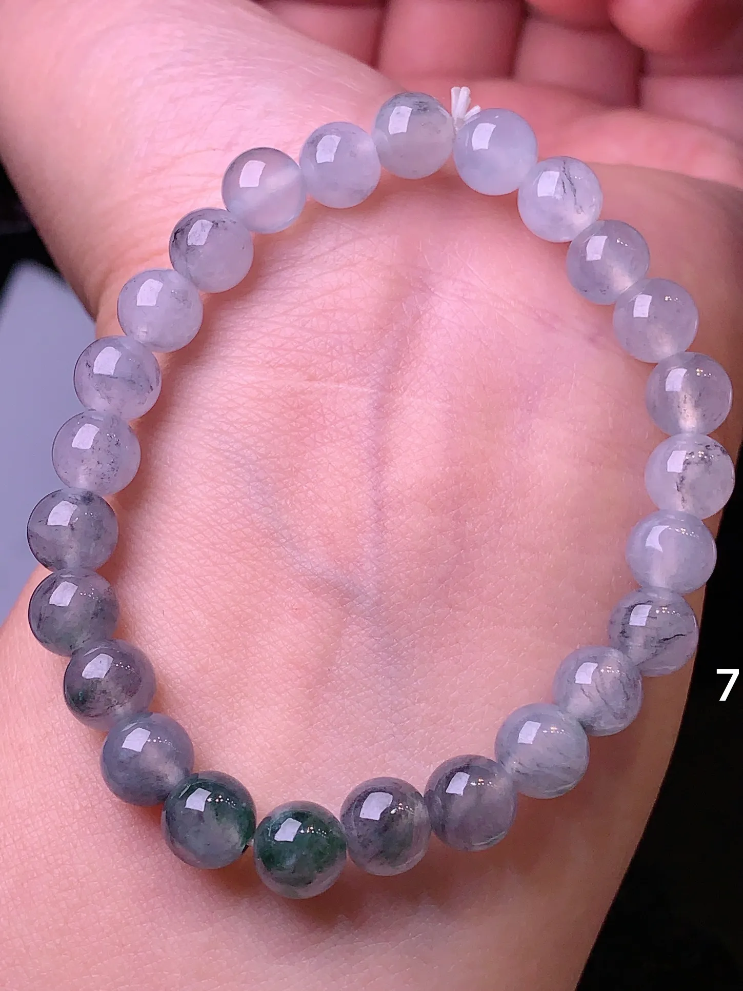 冰乌鸡圆珠手链 玉质细腻 色泽清新艳丽 整体尺寸7