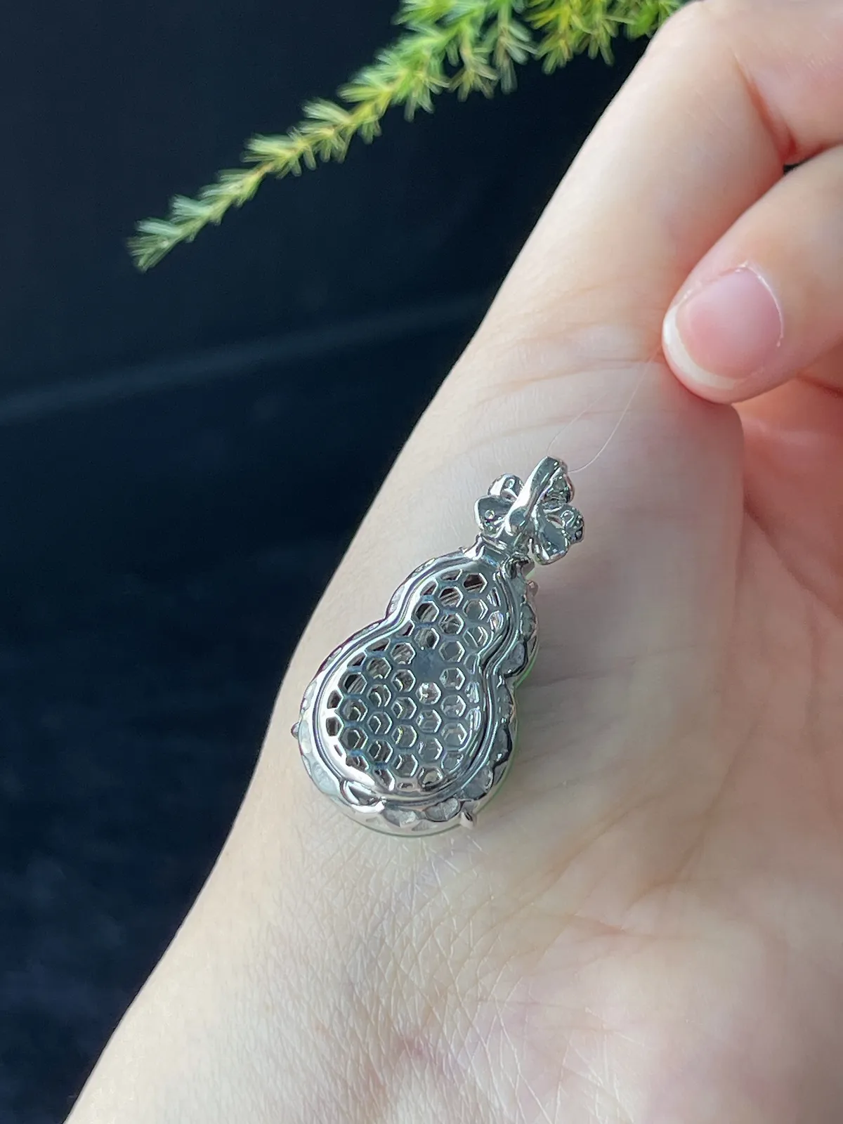 翡翠冰糯种绿色葫芦，18k金伴钻石