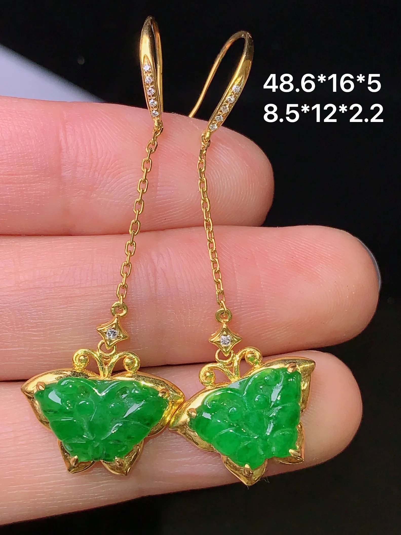 18k金钻镶嵌满绿蝴蝶耳坠 玉质细腻 色泽清新艳丽 整体尺寸48.6*16*5