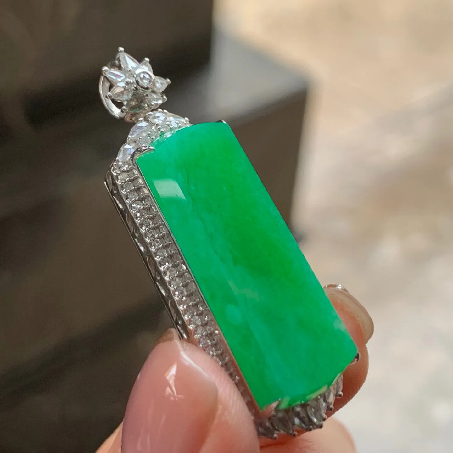 满色无事牌，颜色漂亮，真金镶嵌，精致