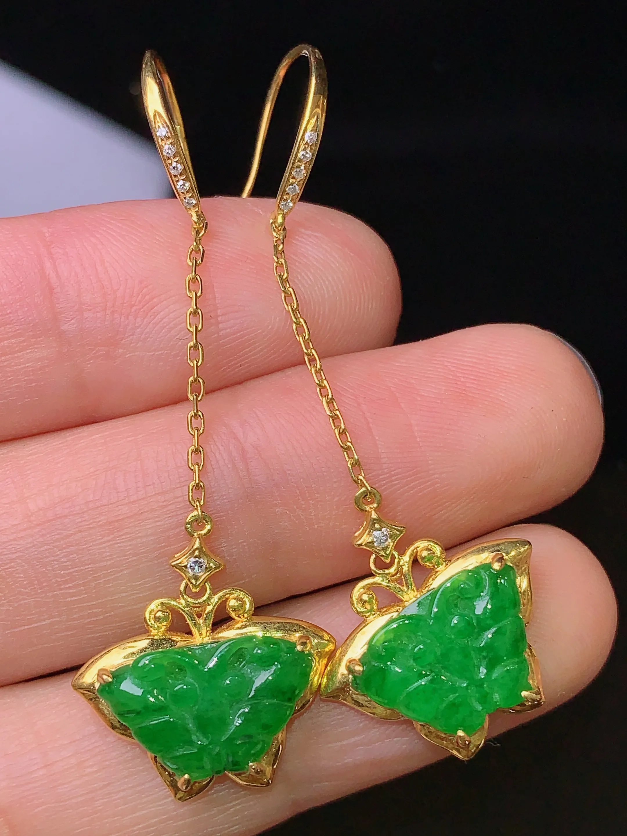 18k金钻镶嵌满绿蝴蝶耳坠 玉质细腻 色泽清新艳丽 整体尺寸48.6*16*5