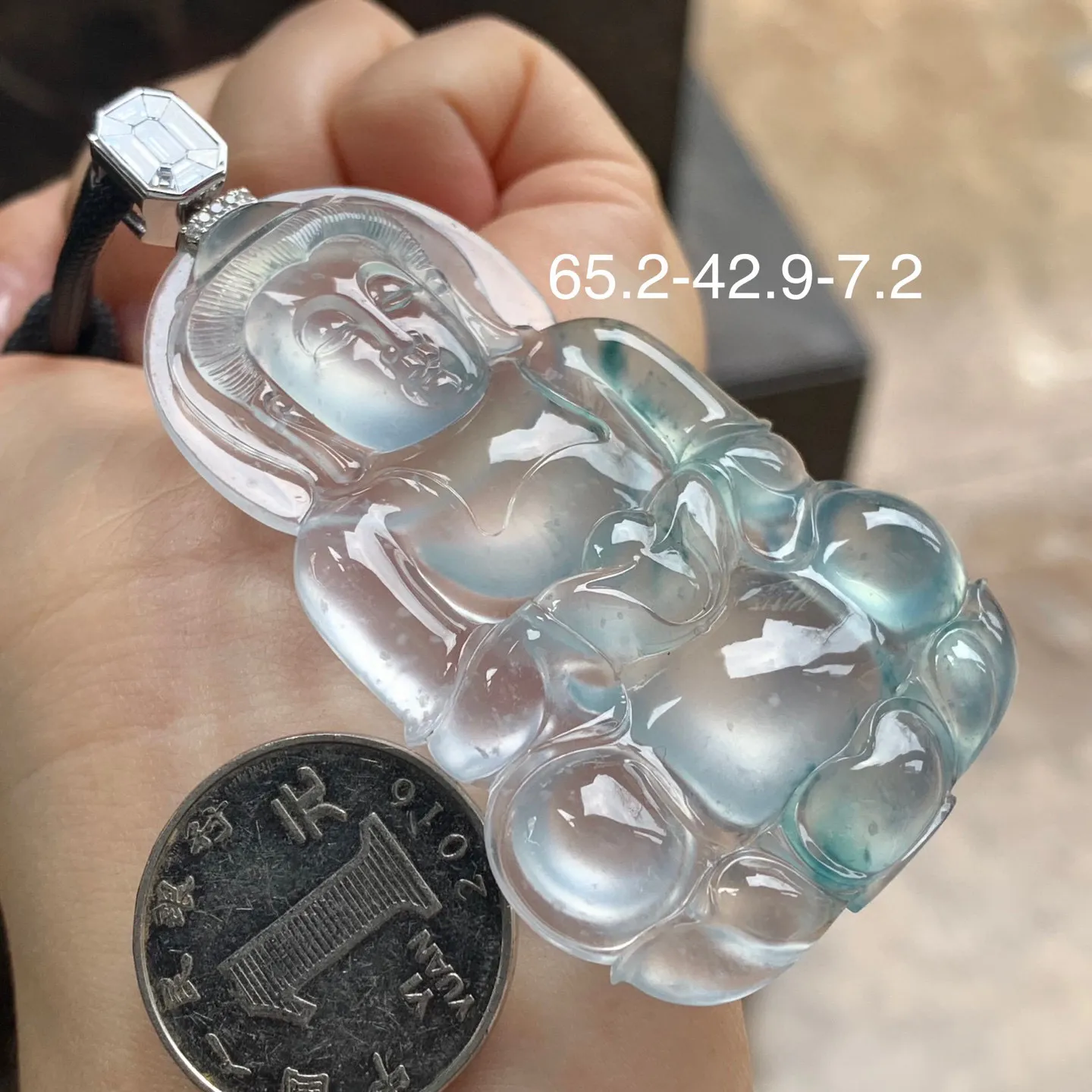 玻璃种飘花观音
实物超美～料子老起刚！