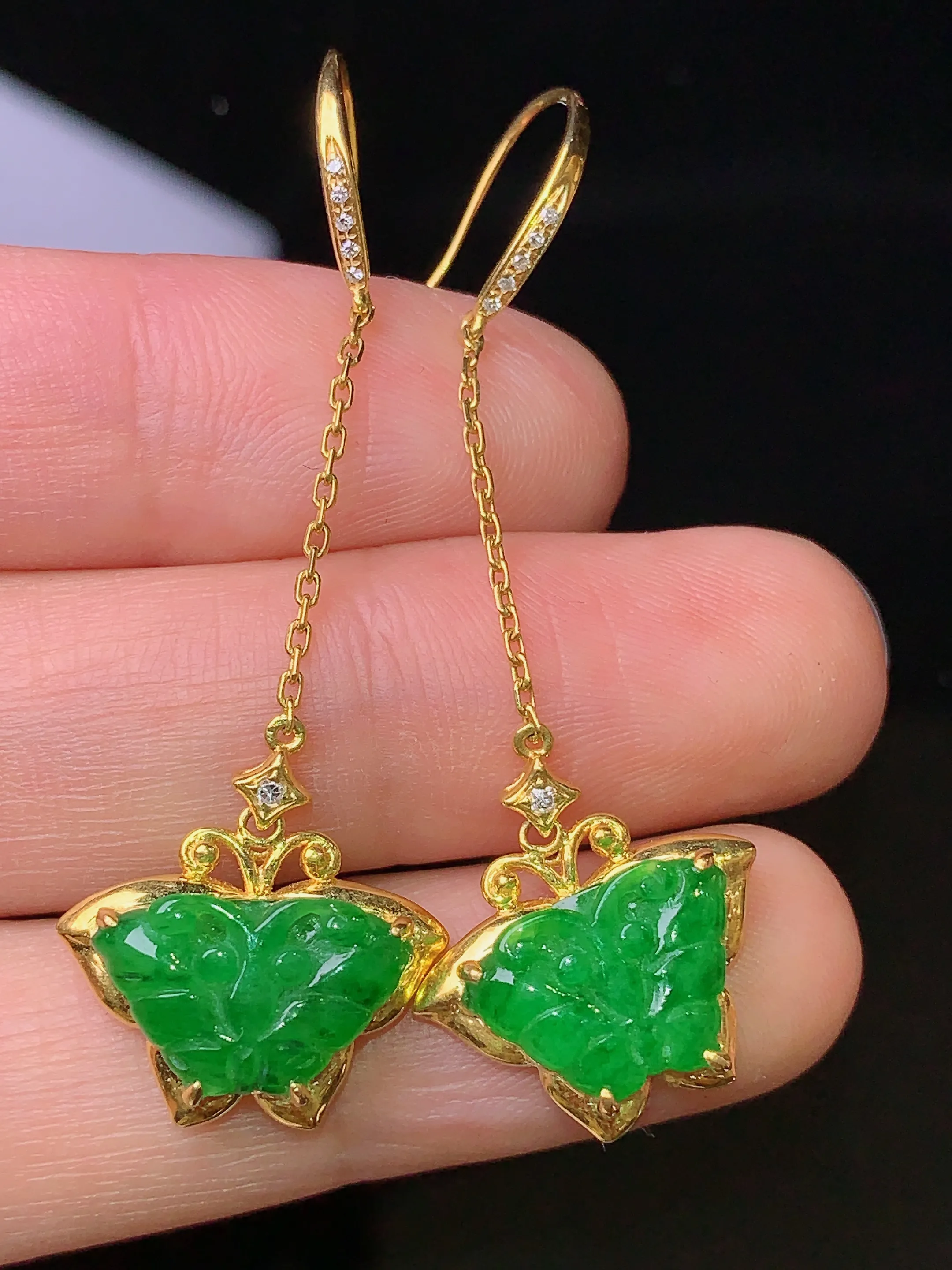 18k金钻镶嵌满绿蝴蝶耳坠 玉质细腻 色泽清新艳丽 整体尺寸48.6*16*5