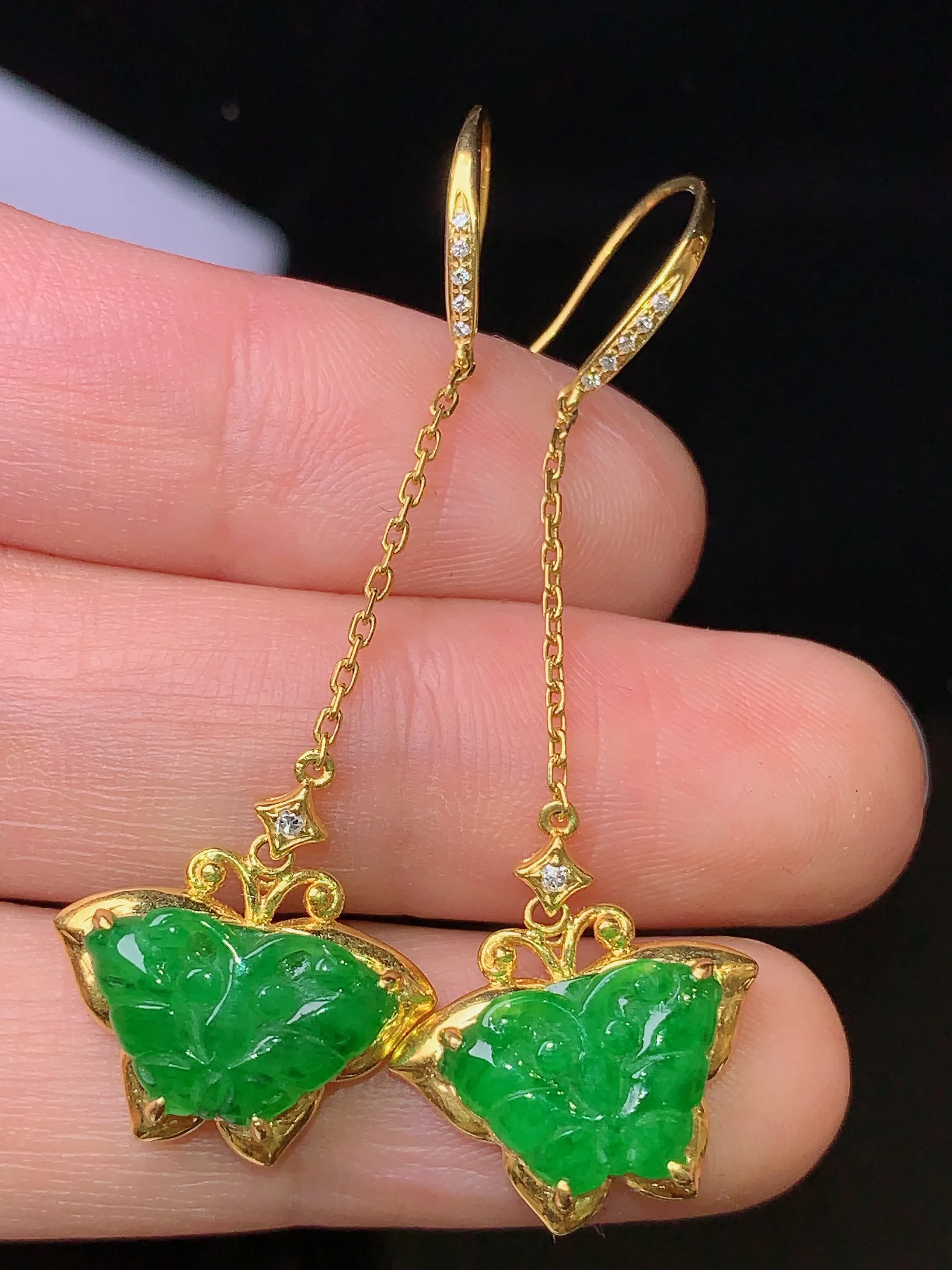 18k金钻镶嵌满绿蝴蝶耳坠 玉质细腻 色泽清新艳丽 整体尺寸48.6*16*5