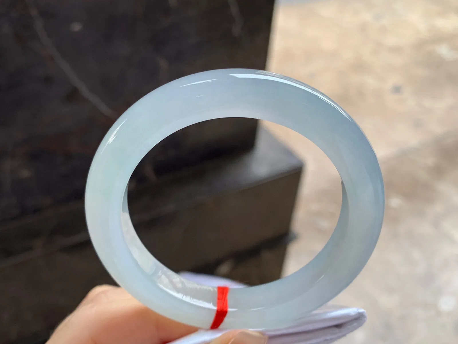 糯冰种手镯
尺寸：54.4-9.6-9.4mm
种水好 小清新 上手好看