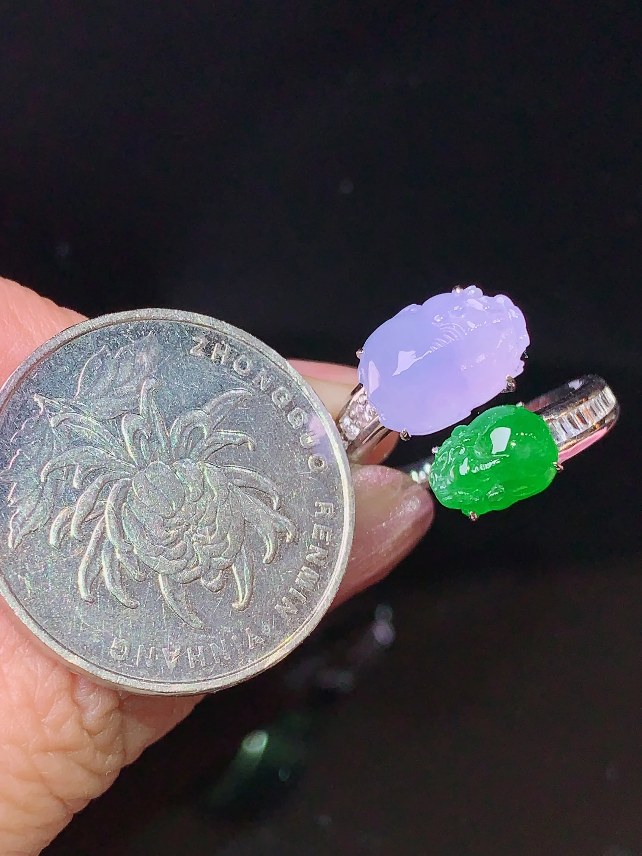 18k金钻镶嵌紫罗兰满绿貔貅组合戒指 玉质细腻 色泽清新艳丽 圈口14.5 裸石尺寸11.2*7.8*4.5