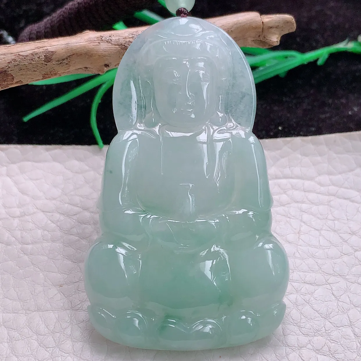 实拍zen 缅甸翡翠A货胶感清新正庄观音 大观音玉吊坠 玉挂件65.8*48*6mm