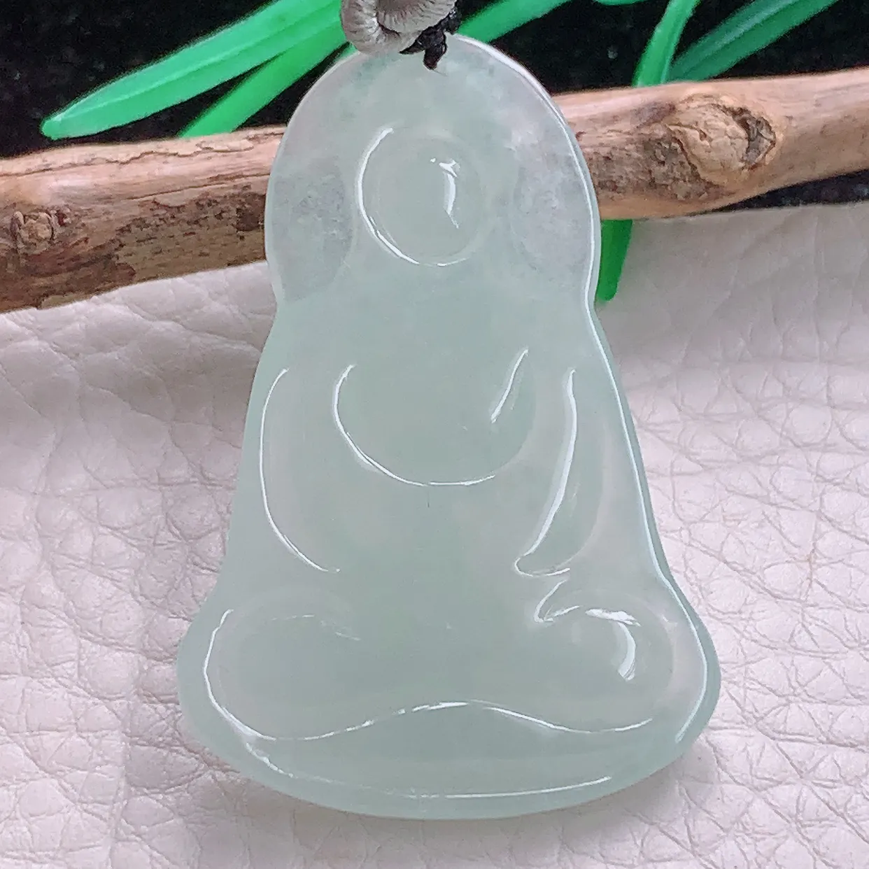 实拍zen 缅甸翡翠A货胶感浅绿素衣观音 玉观音玉吊坠 玉挂45*29.3*4.5mm