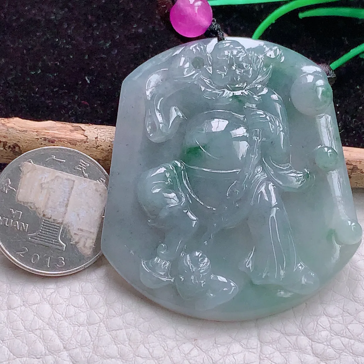 实拍t缅甸翡翠A货冰胶飘花生肖守护神不动冥王玉吊坠 玉挂件57*48.8*6.3mm