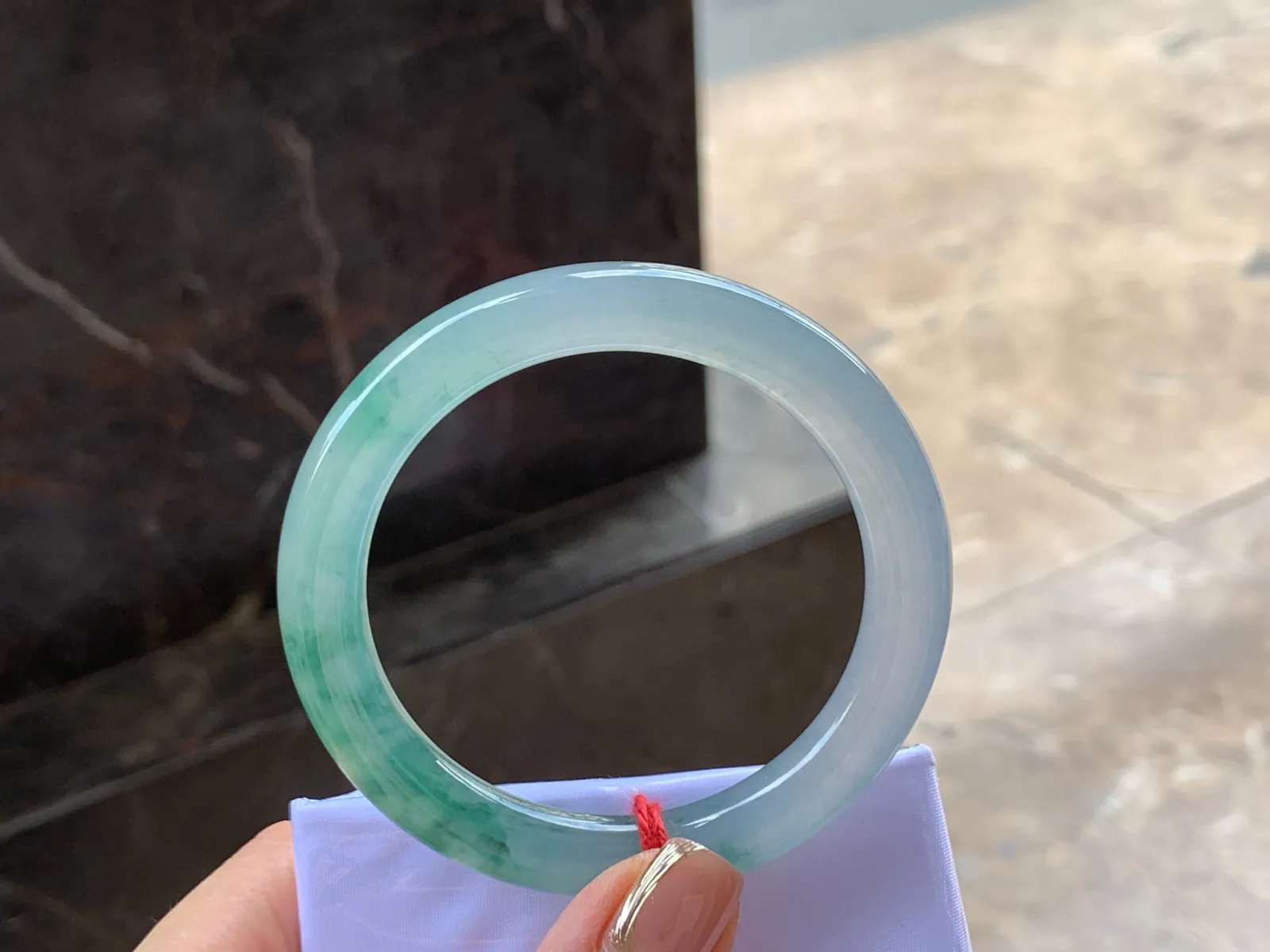 飘花细圆条手镯，种好水足，花色漂亮，53.4/8.7/9.2mm