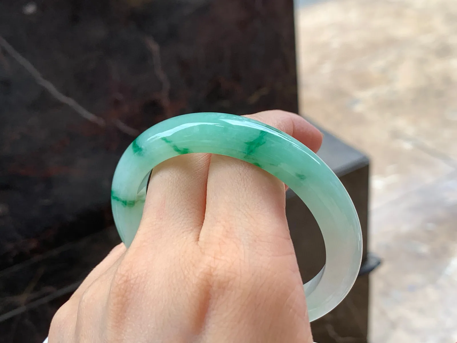 色花手镯，种好水润，花色漂亮，53.8/9.9/8.2mm