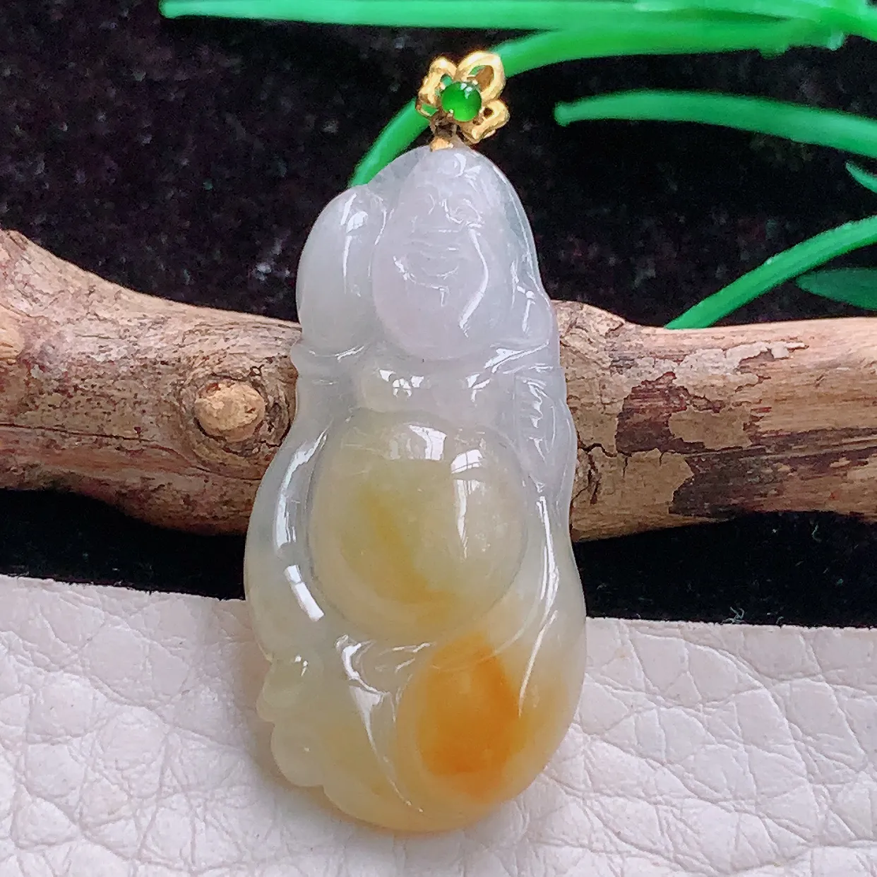 实拍x54 18k镶嵌缅甸翡翠A货冰黄饱满逍遥佛 玉佛玉吊坠 玉挂件33*16*5mm