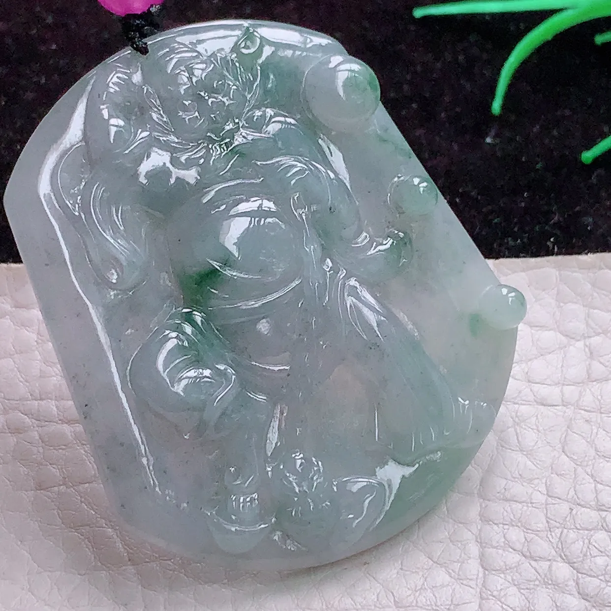 实拍t缅甸翡翠A货冰胶飘花生肖守护神不动冥王玉吊坠 玉挂件57*48.8*6.3mm