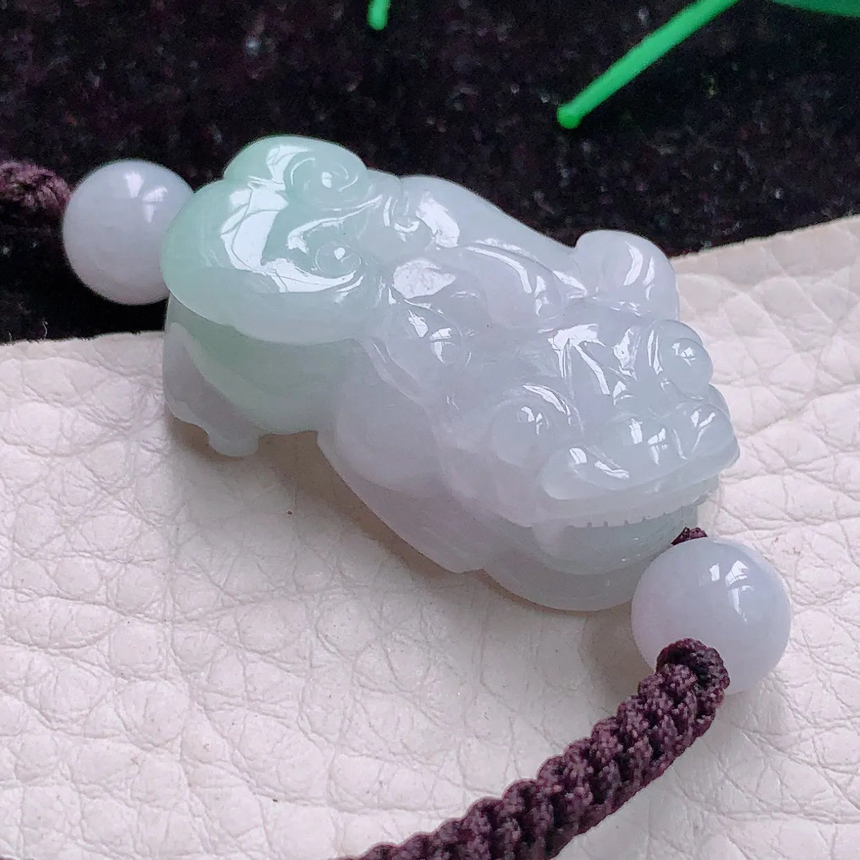 实拍px 缅甸翡翠A货淡雅招财貔貅 皮休玉手链 玉手串33*20*13mm