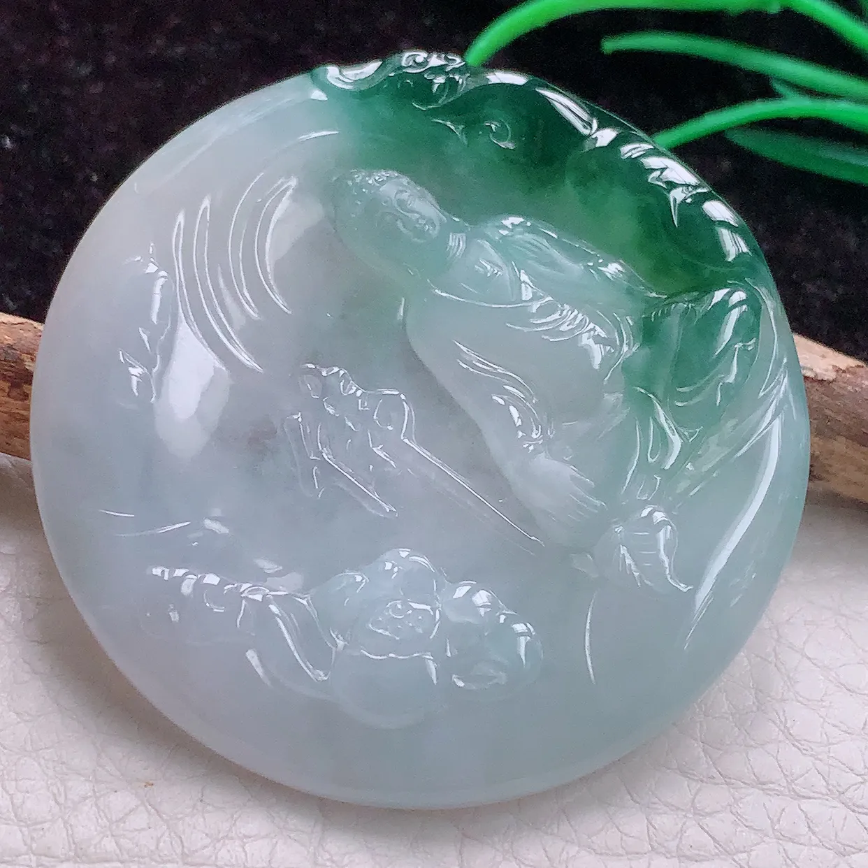 实拍sd缅甸翡翠A货冰胶飘花花开见佛 阿弥陀佛玉吊坠 玉挂件54*5.5mm