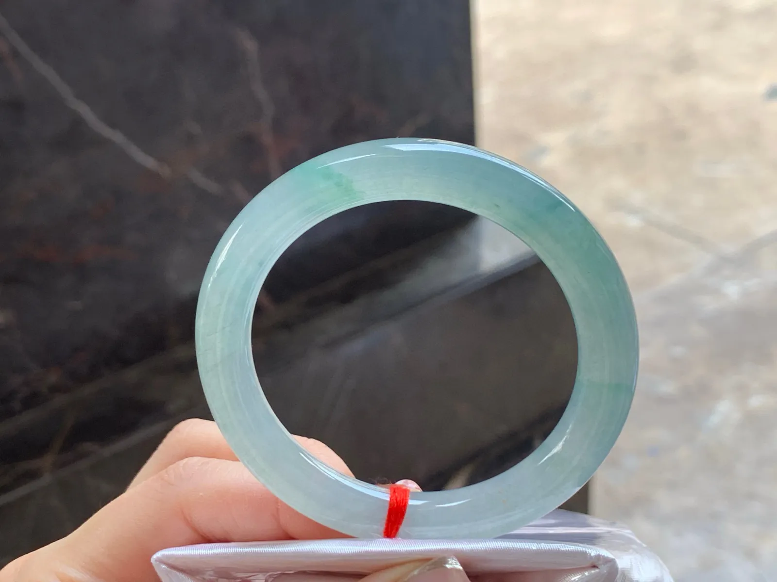 冰晴圆条手镯，底色漂亮，种好水足，51.8/8.6mm