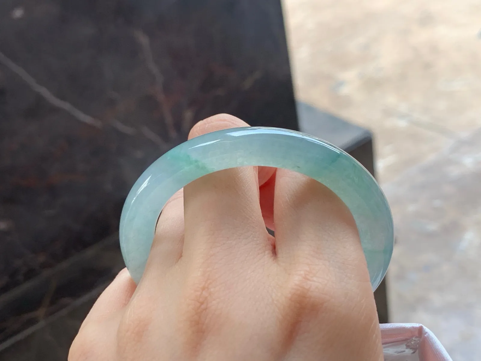 冰晴圆条手镯，底色漂亮，种好水足，51.8/8.6mm