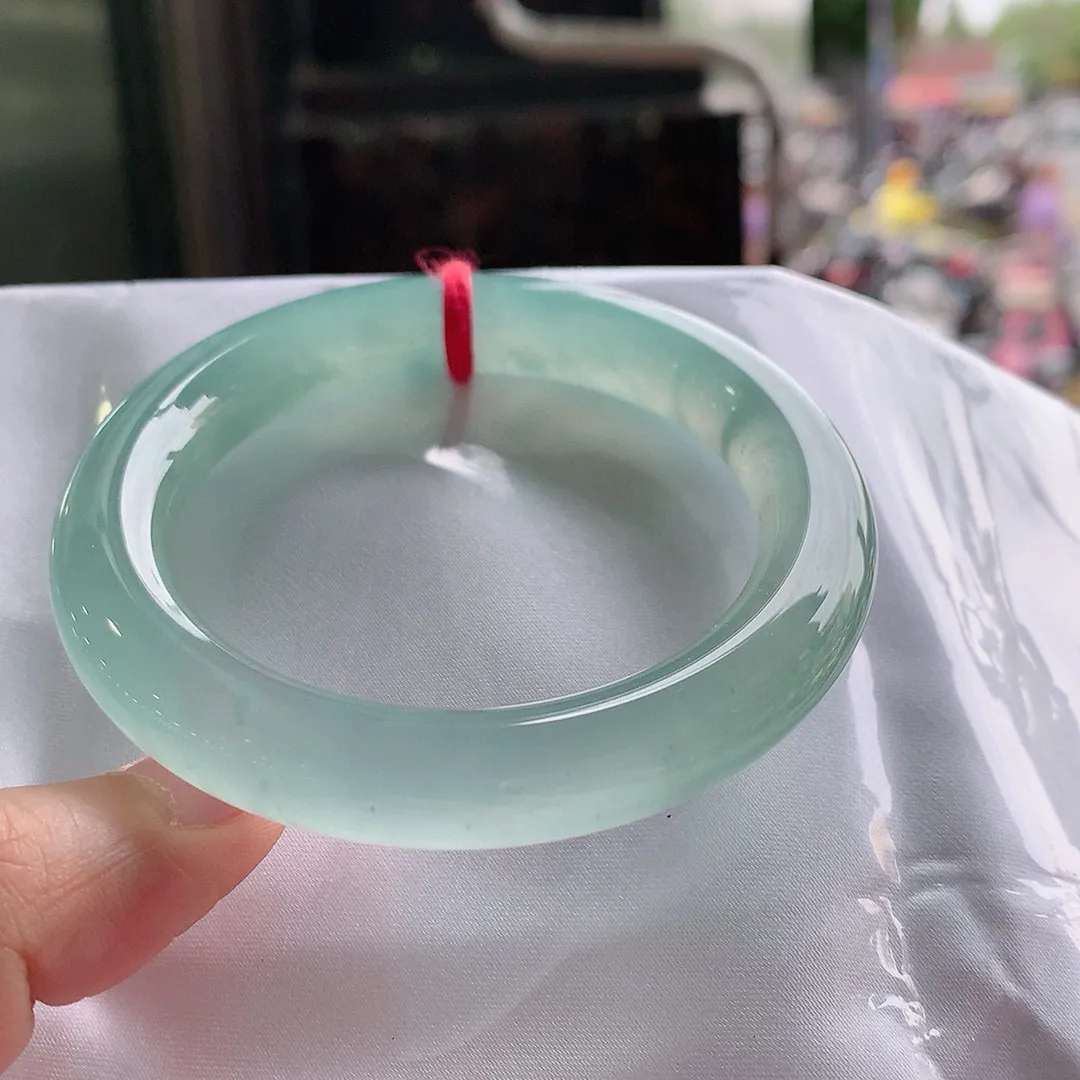 圆条老坑玻璃种 无瑕 尺寸:53.6/10.1/10.4 起刚光 质量货