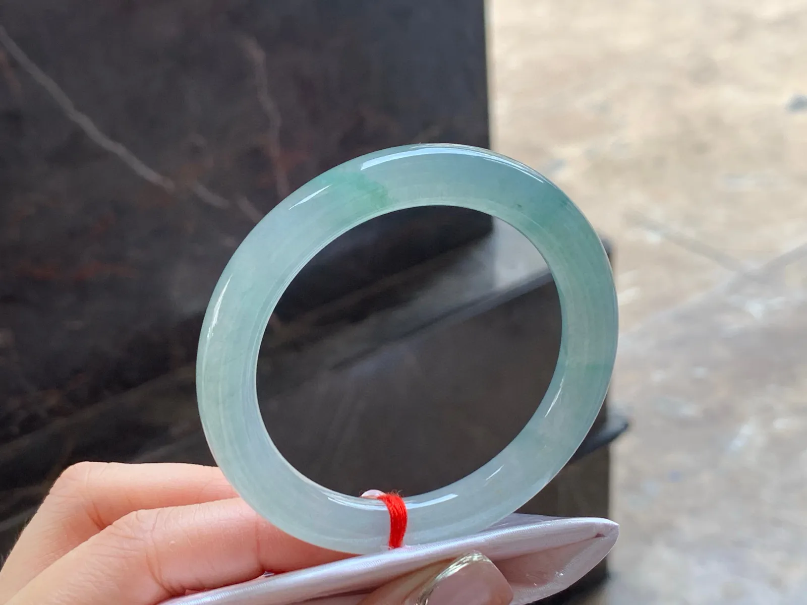冰晴圆条手镯，底色漂亮，种好水足，51.8/8.6mm