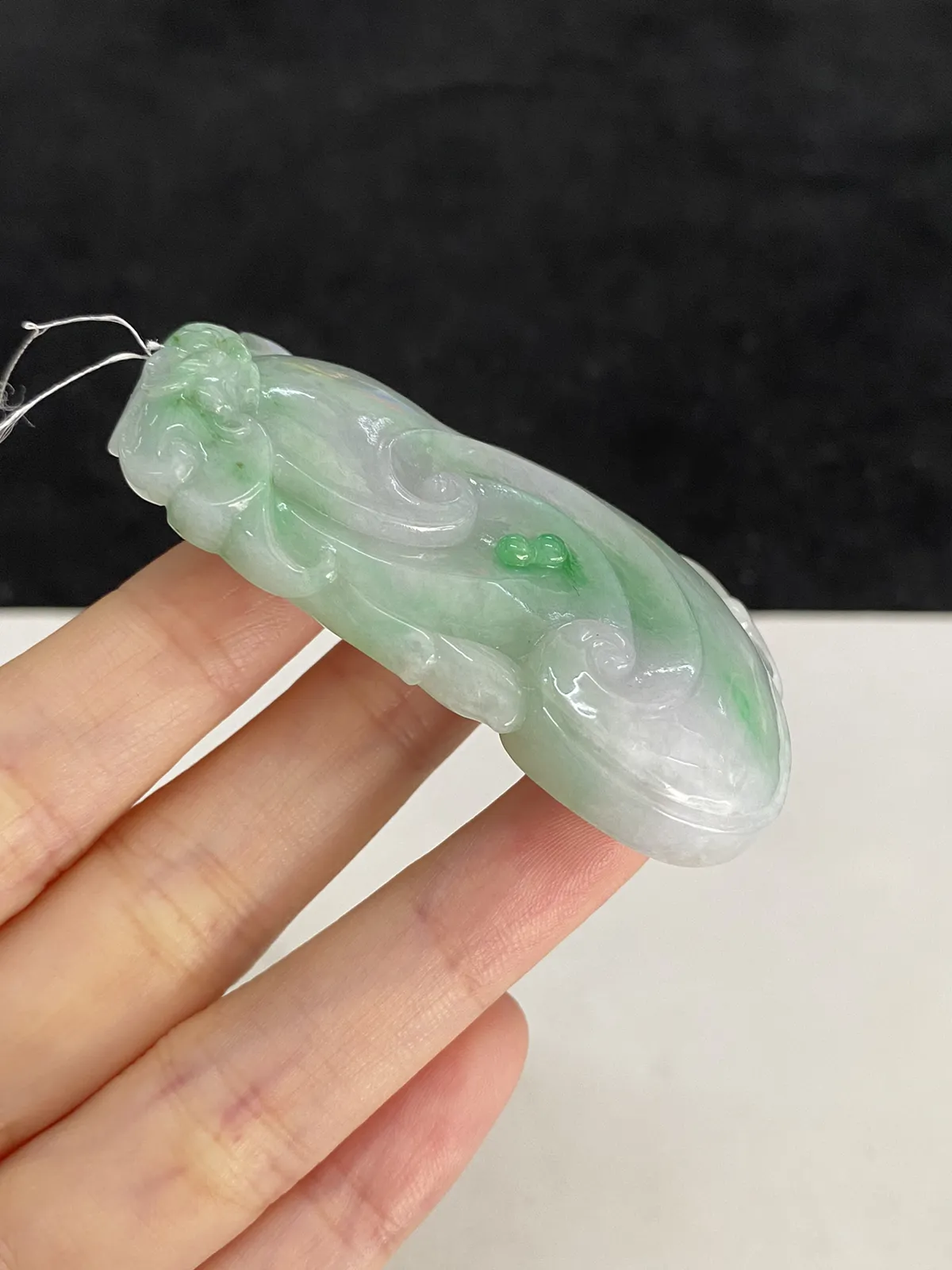 翡翠糯化种飘绿如意