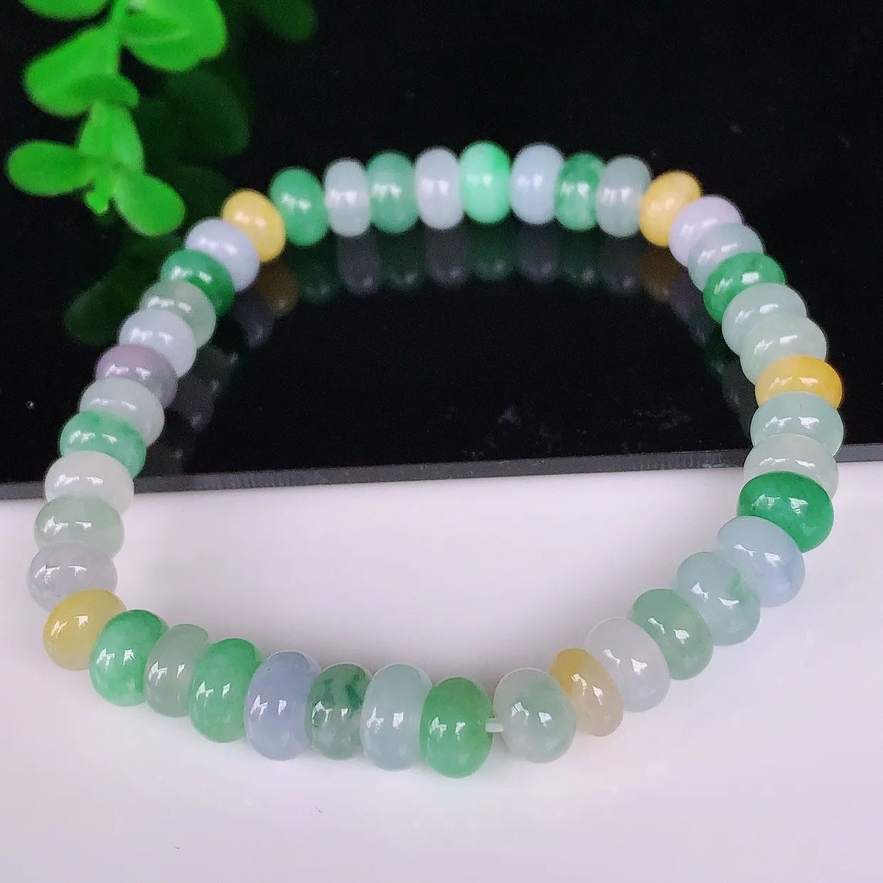 自然光实拍，冰润冰糯种多彩算盘珠翡翠手串手链，种老水足，冰清玉润  颜色漂亮  #46.17取一尺寸6.5*4.5mm