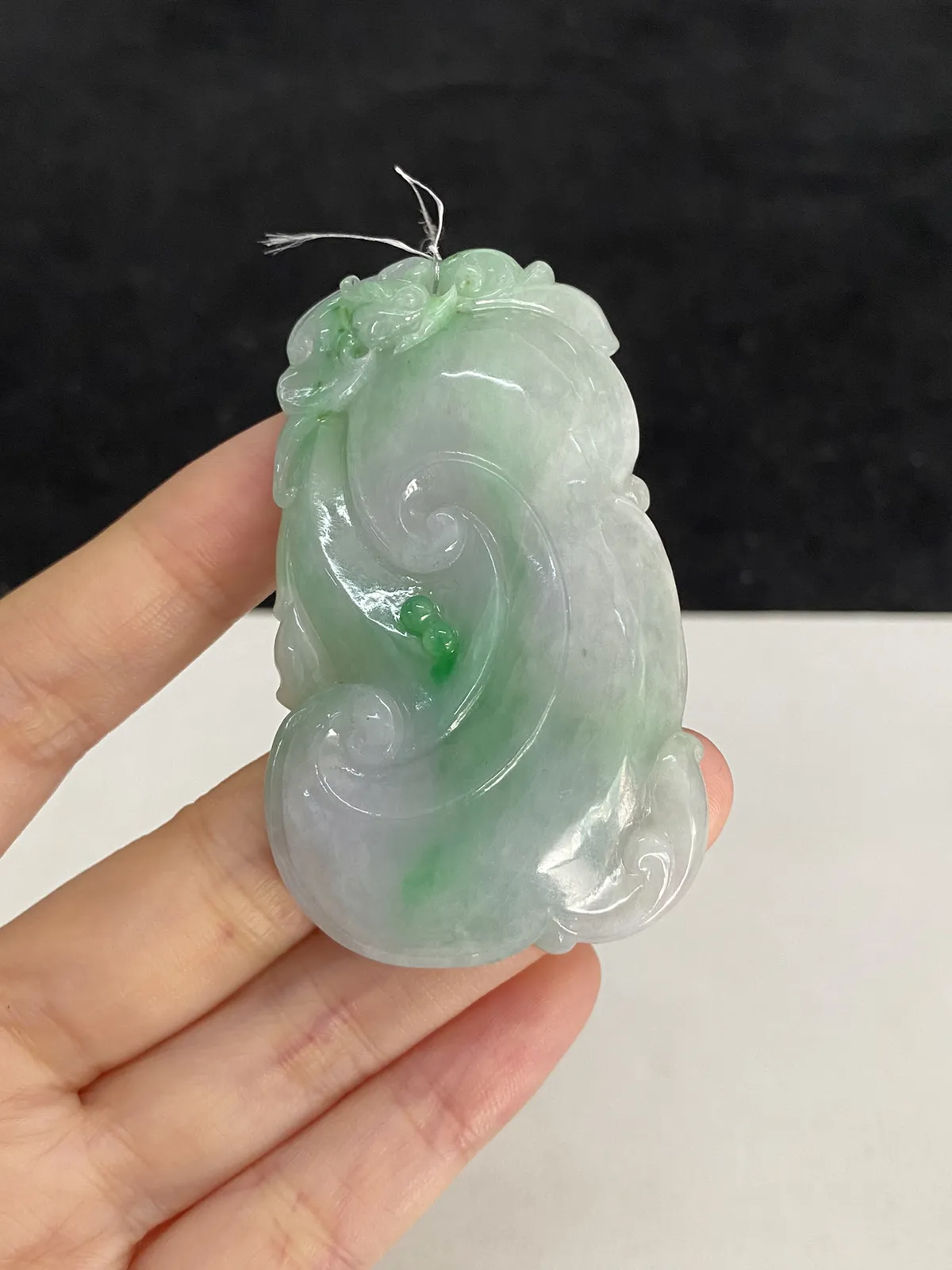 翡翠糯化种飘绿如意
