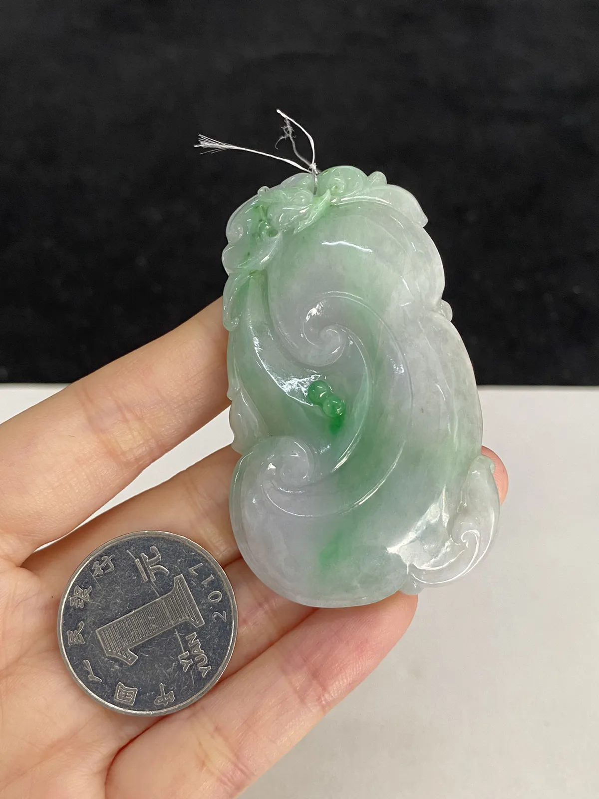 翡翠糯化种飘绿如意