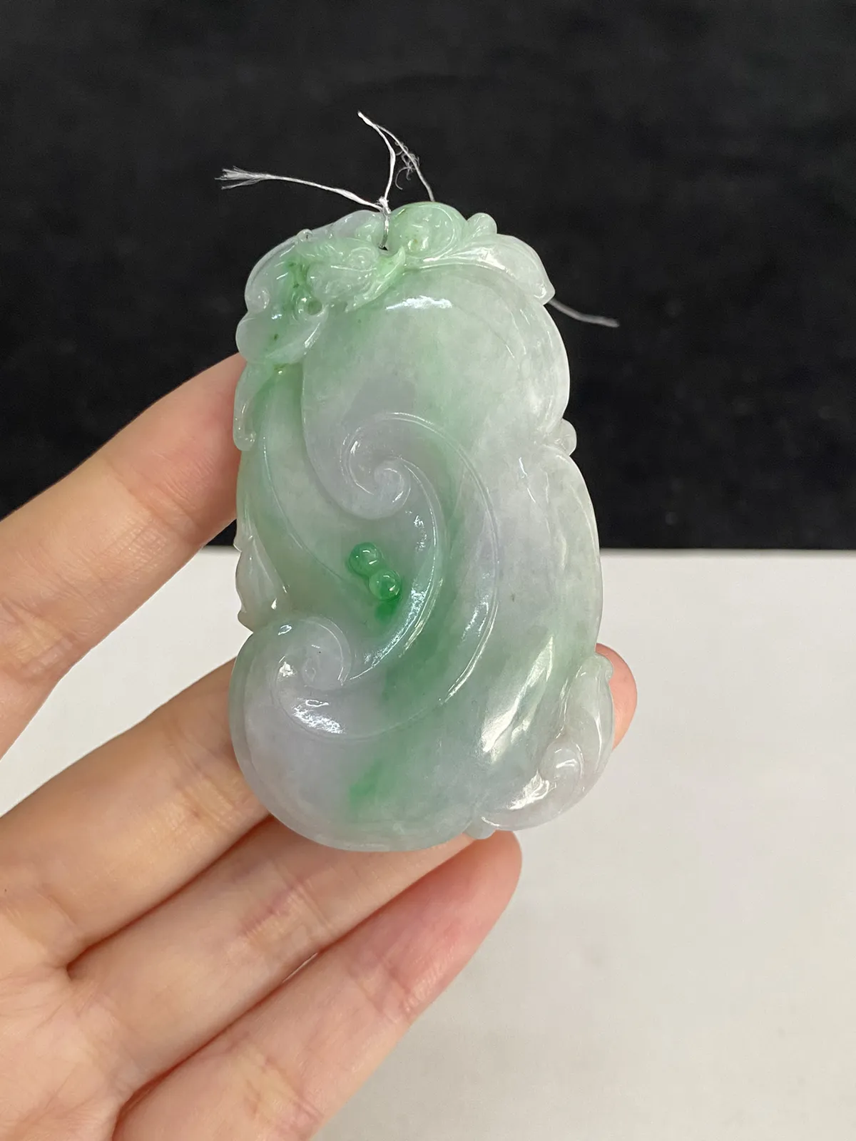 翡翠糯化种飘绿如意