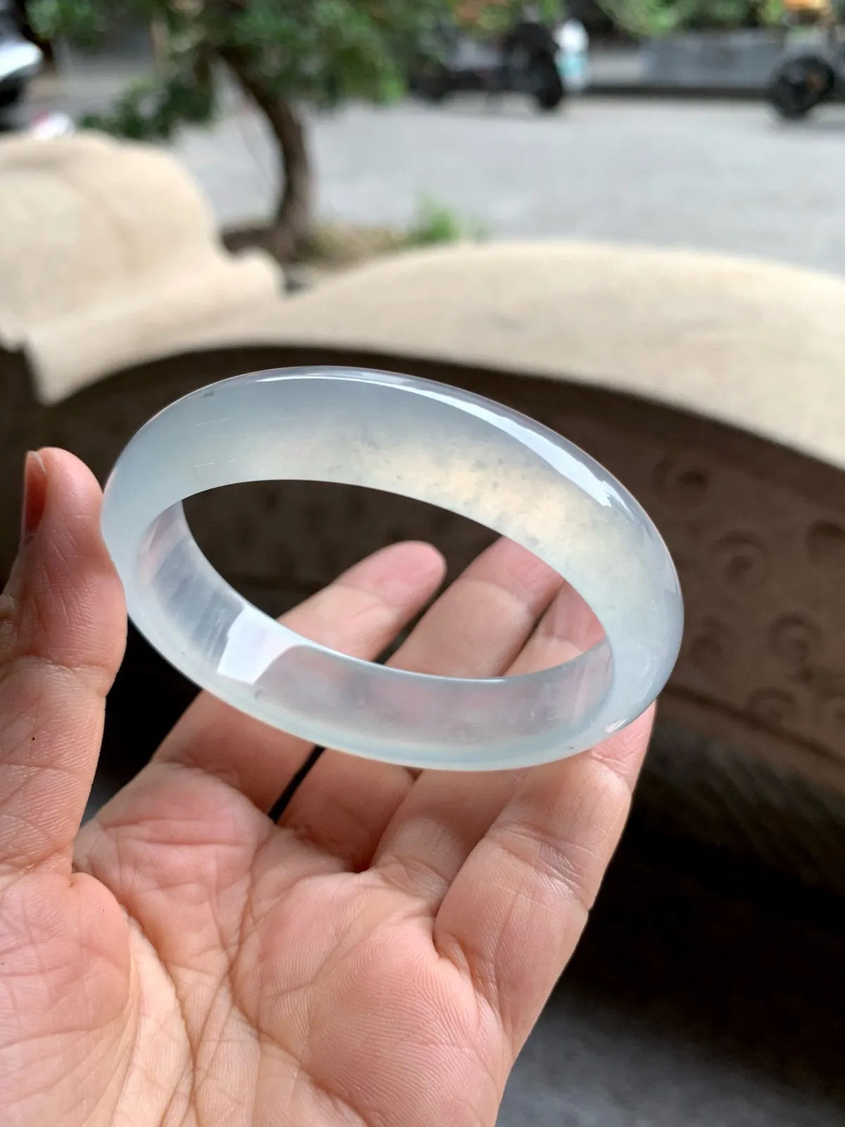 贵妃冰玻白月光 无瑕 尺寸:58.5/51.5/14.5/7.1 荧光闪闪 