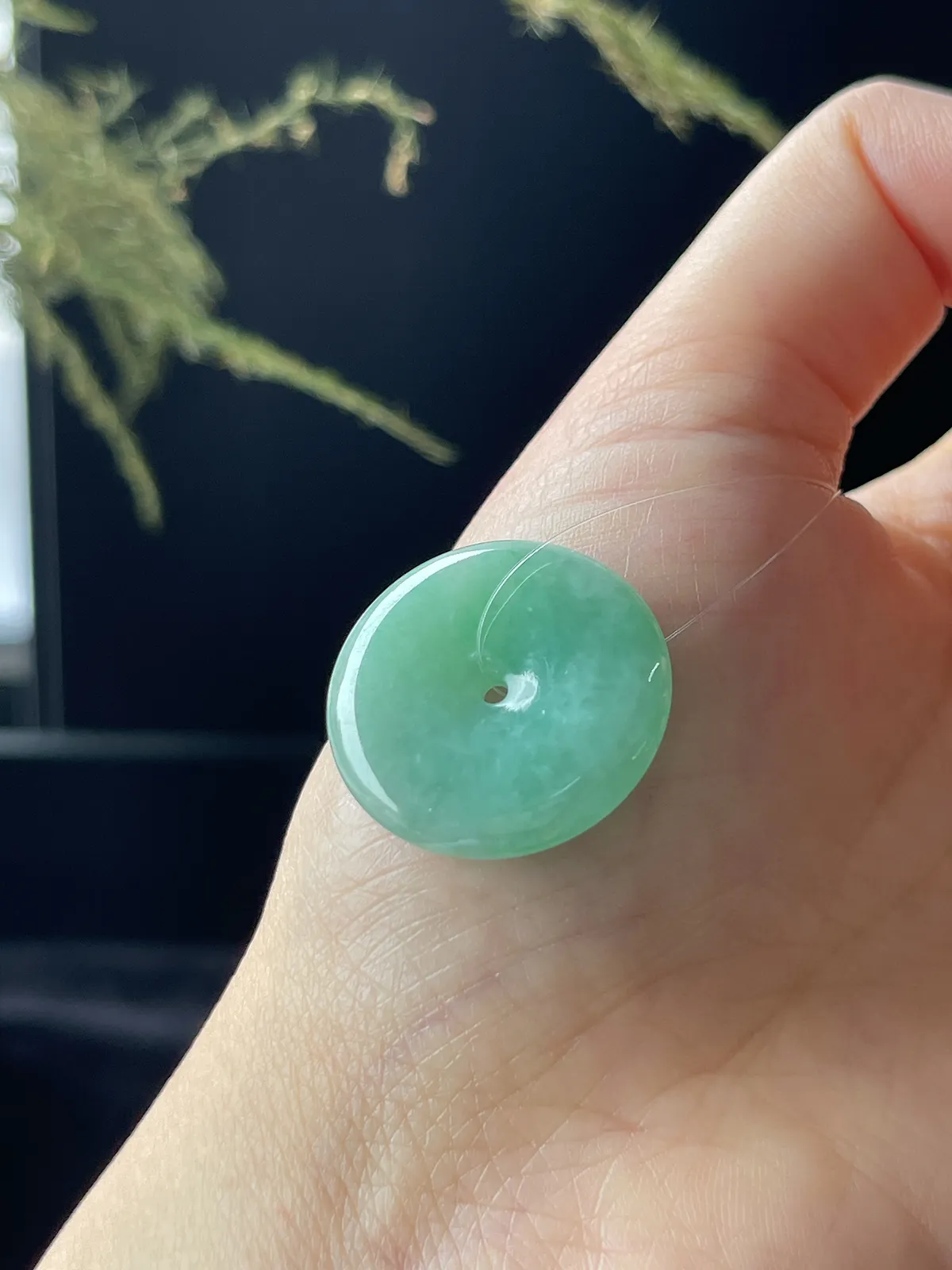翡翠冰糯种浅绿色平安扣