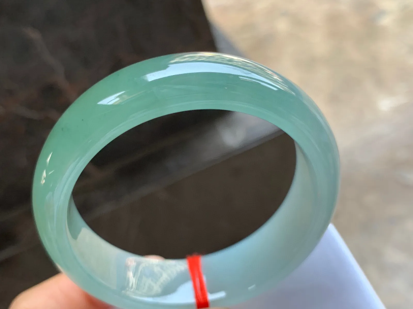 55-17.5-8mm
冰种晴水宽版手镯 种好水润 颜色漂亮 半山半水 上手大气