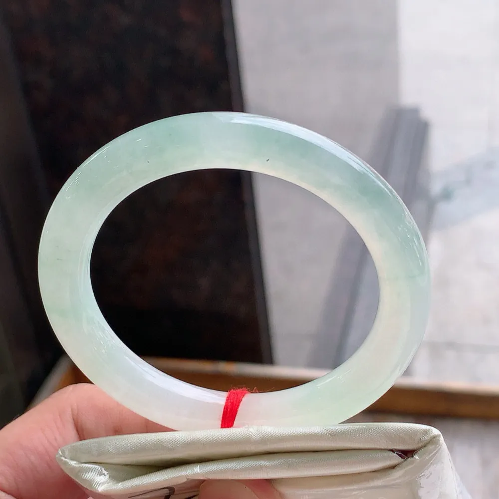 圆条高冰绿 无瑕 尺寸:55.9/9.7 种水好