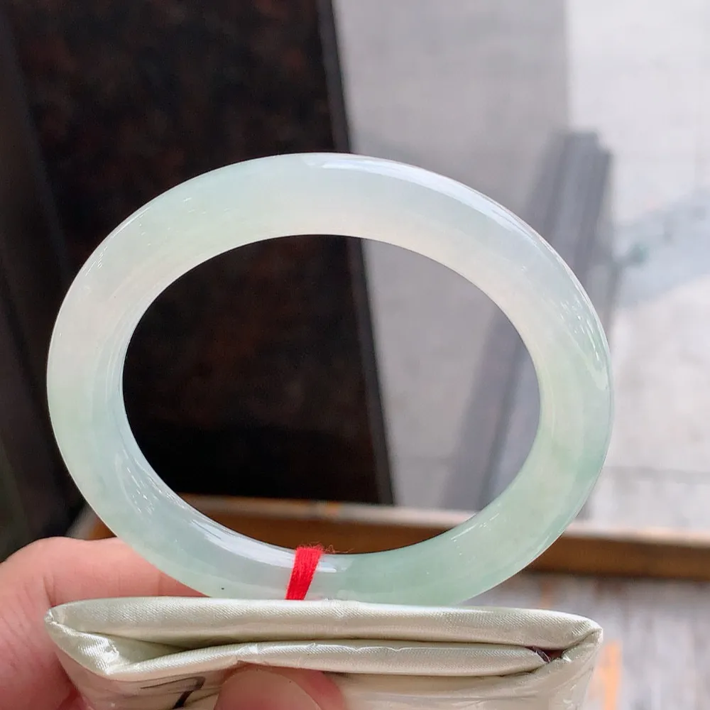 圆条高冰绿 无瑕 尺寸:55.9/9.7 种水好