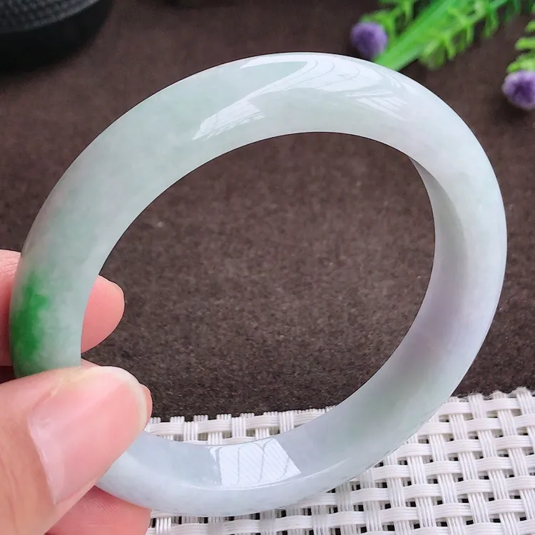 自然光57.5圈口老坑精美温润飘阳绿手镯翡翠玉镯女款尺寸57.5/11.8/8.7