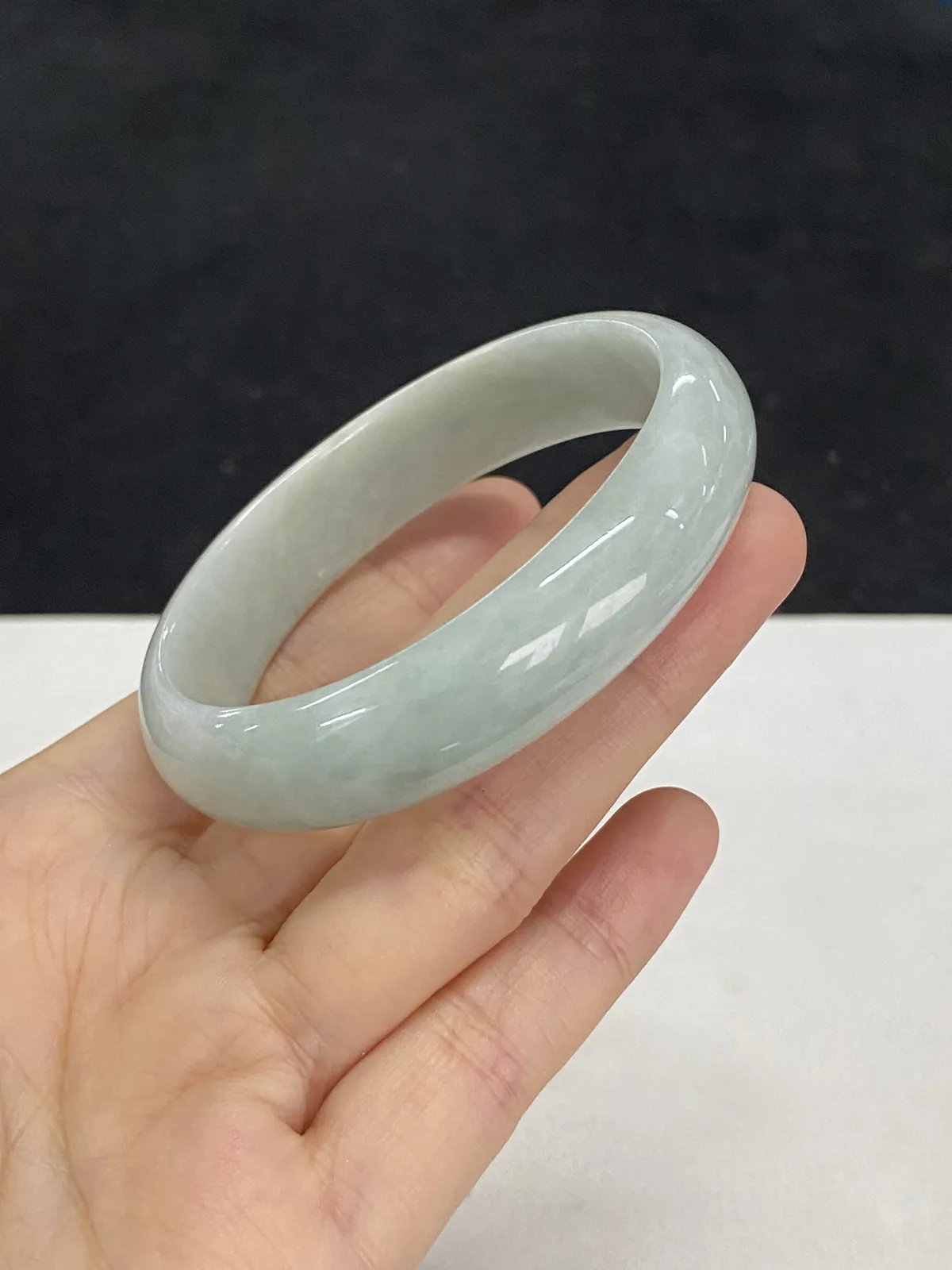 贵妃镯54圈口，翡翠手镯