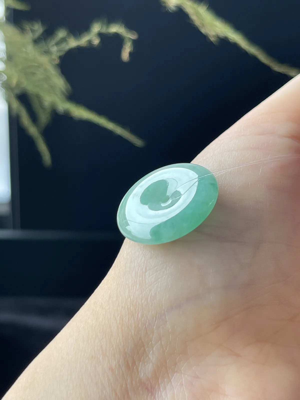 翡翠冰糯种浅绿色平安扣
